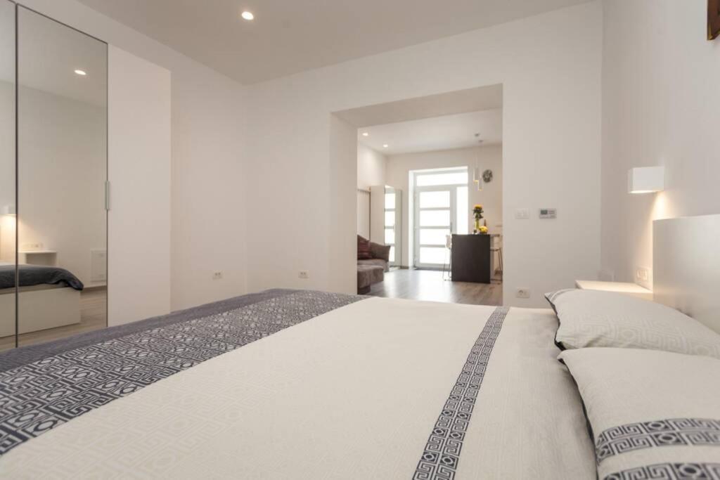 شقة Apartman Luna بولا المظهر الخارجي الصورة